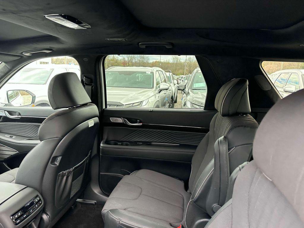 new 2025 Hyundai Palisade car, priced at $55,225