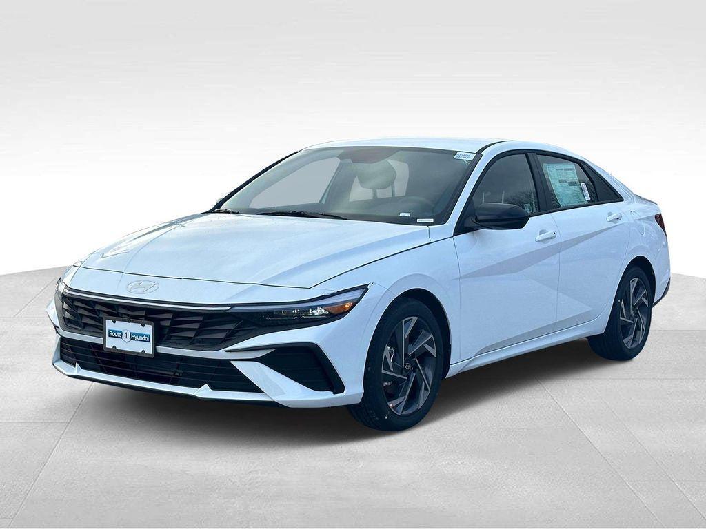 new 2025 Hyundai Elantra car, priced at $25,175