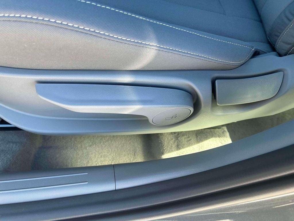 new 2025 Hyundai Elantra car, priced at $22,450