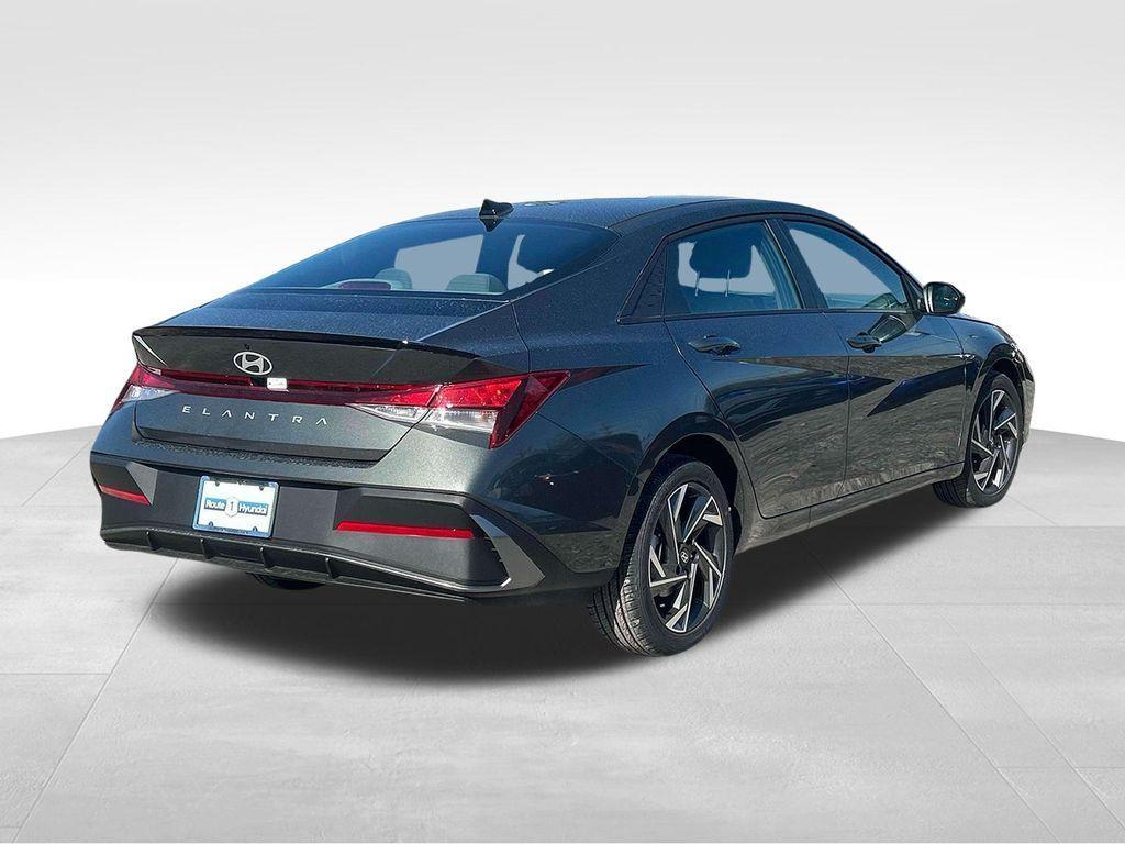 new 2025 Hyundai Elantra car, priced at $22,450