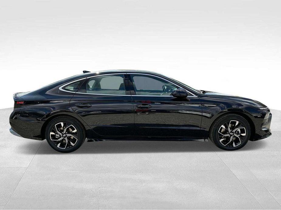 new 2025 Hyundai Sonata car, priced at $30,935