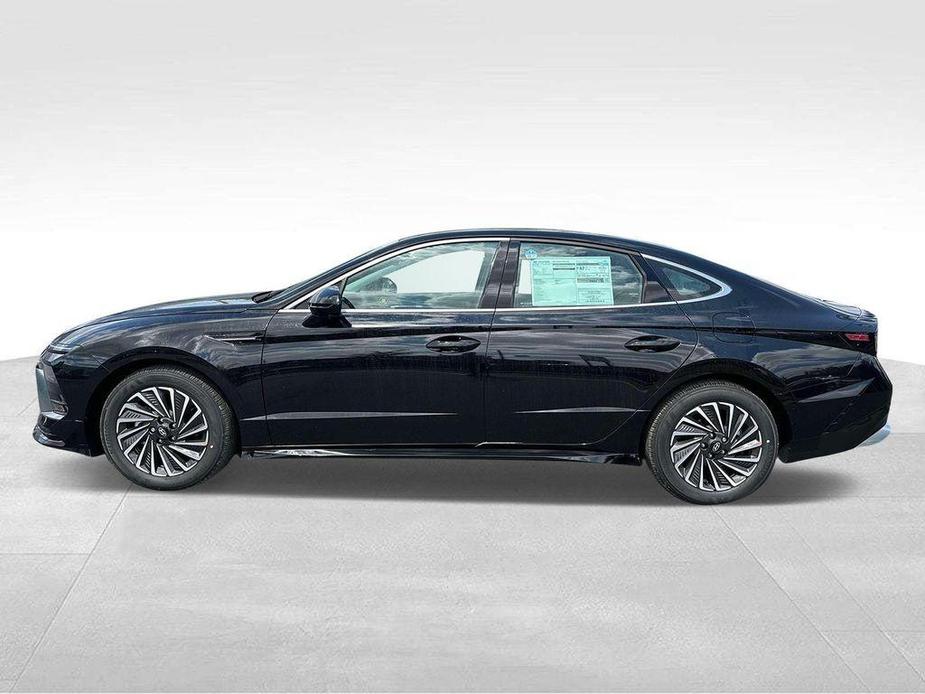 new 2024 Hyundai Sonata Hybrid car, priced at $30,788