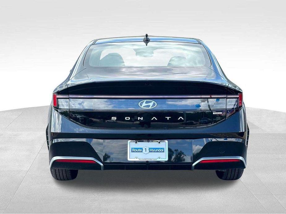 new 2024 Hyundai Sonata Hybrid car, priced at $30,788