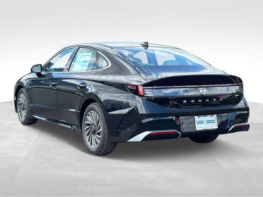 new 2024 Hyundai Sonata Hybrid car, priced at $30,788