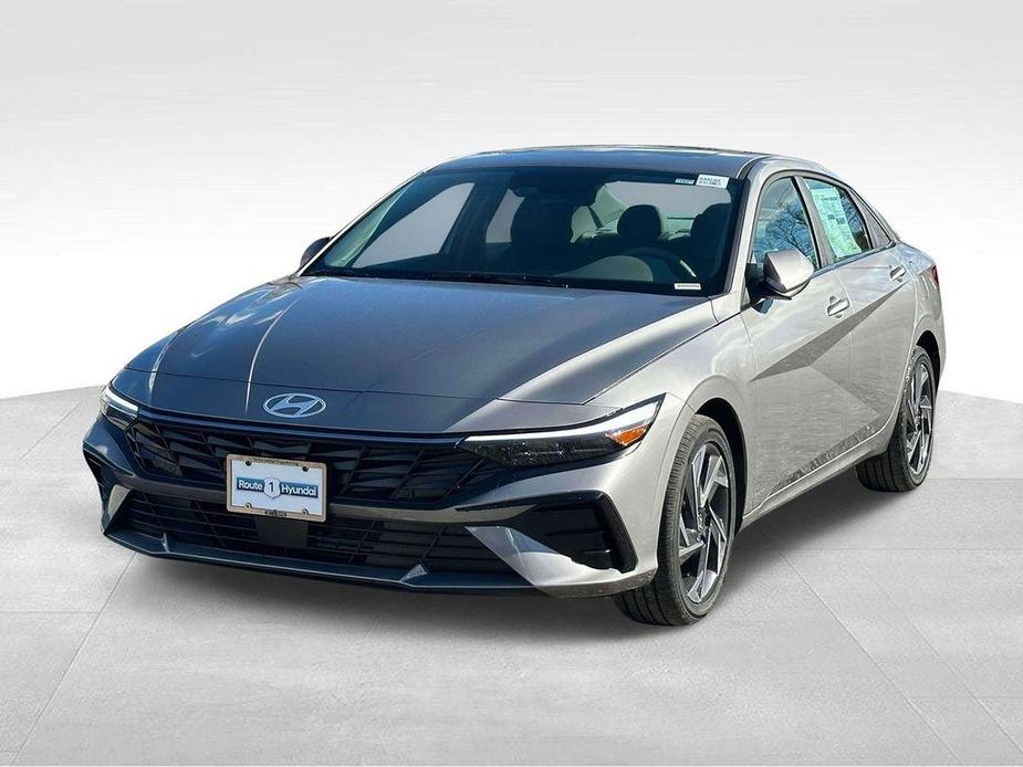 new 2025 Hyundai Elantra car, priced at $27,265