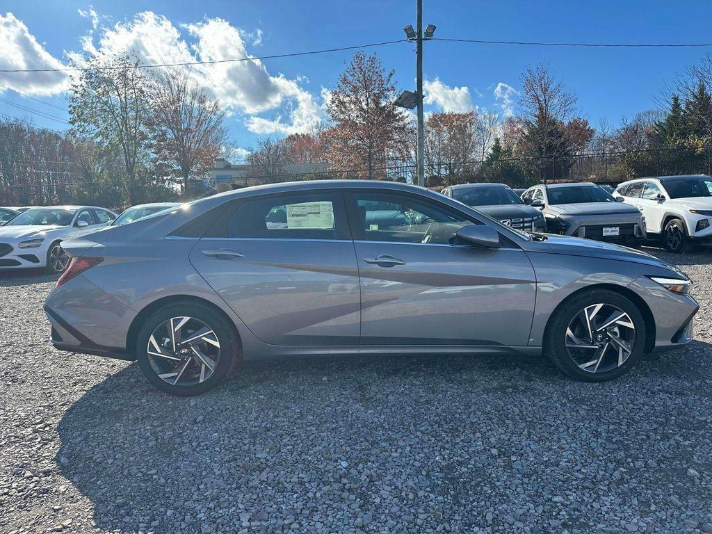 new 2025 Hyundai Elantra car, priced at $27,265