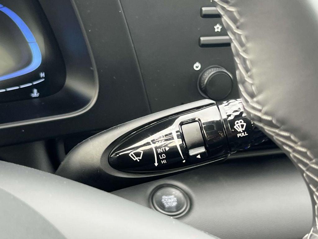 new 2025 Hyundai Elantra car, priced at $22,255