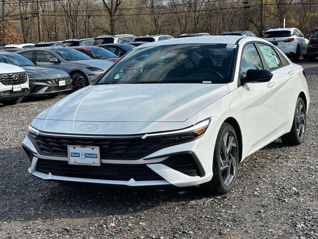 new 2025 Hyundai Elantra car, priced at $25,135