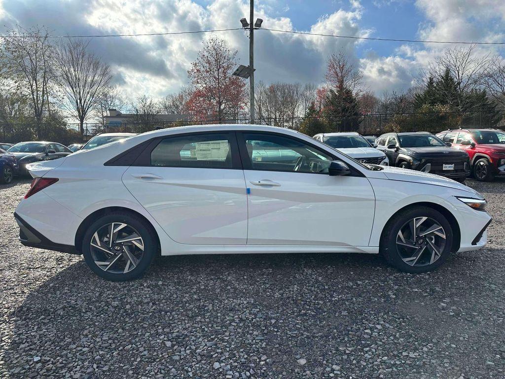 new 2025 Hyundai Elantra car, priced at $25,135