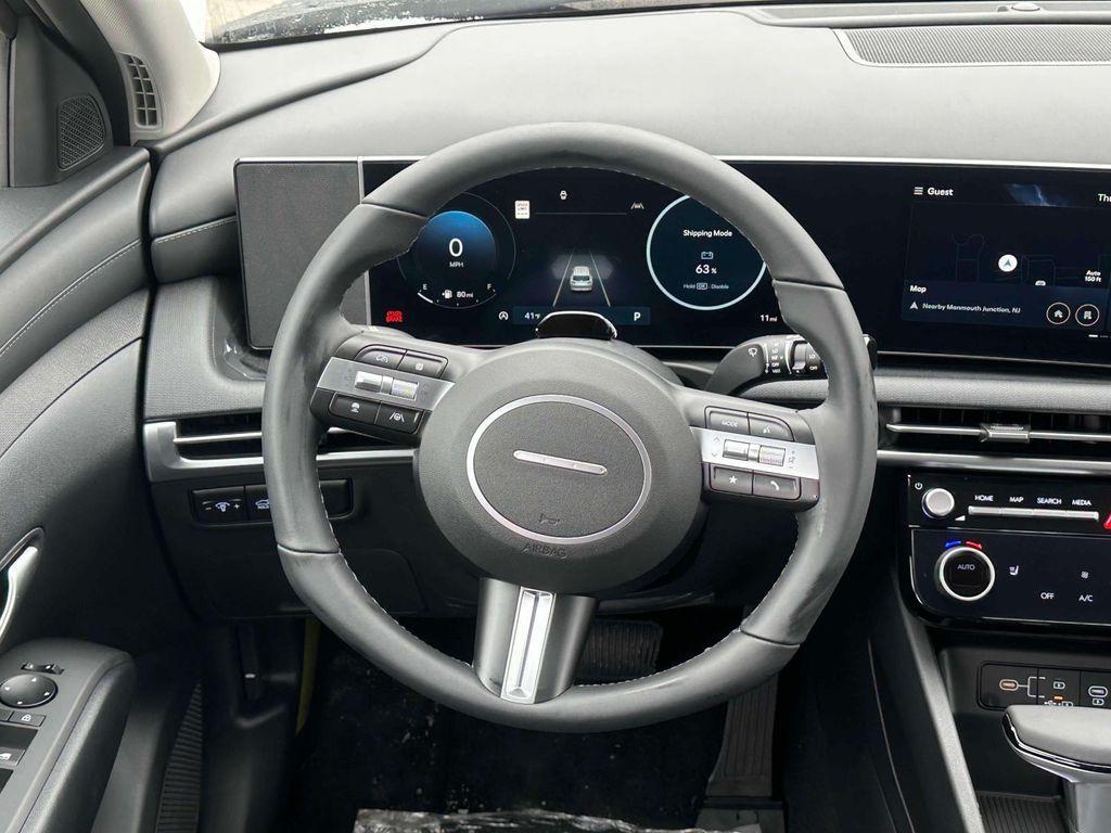 new 2025 Hyundai Tucson car, priced at $33,270