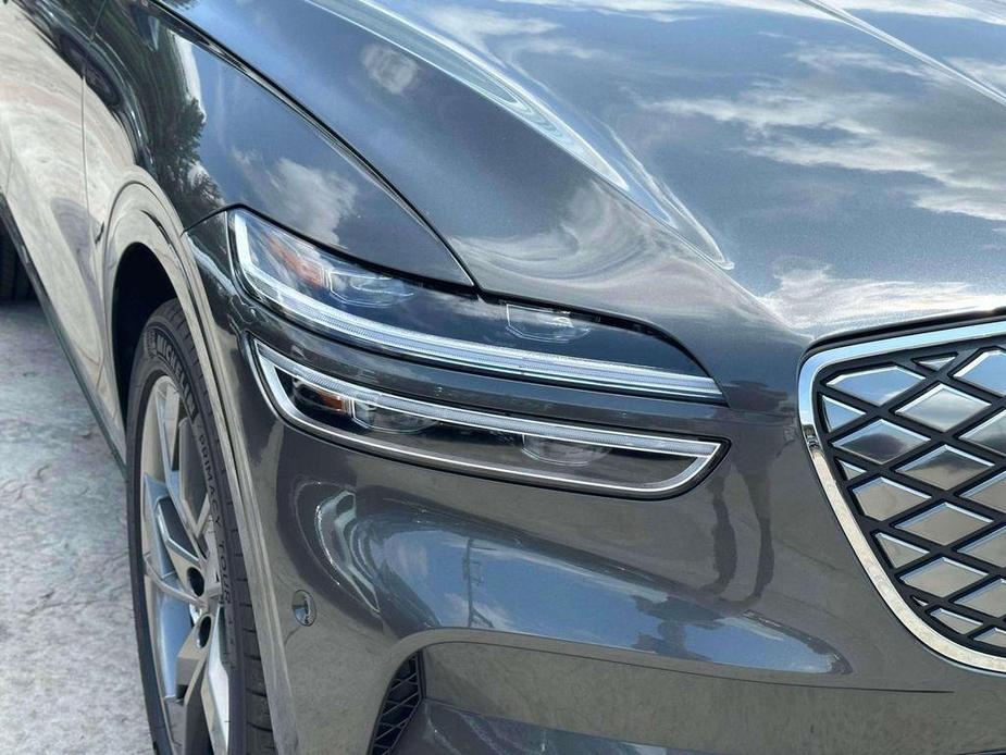 new 2025 Genesis Electrified GV70 car, priced at $76,190