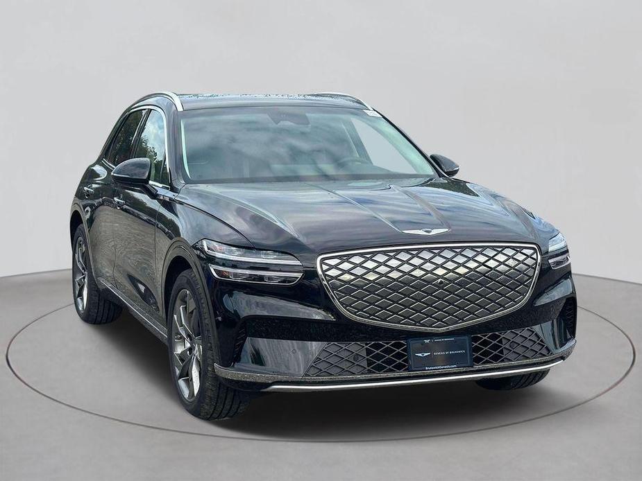 new 2025 Genesis Electrified GV70 car, priced at $76,155