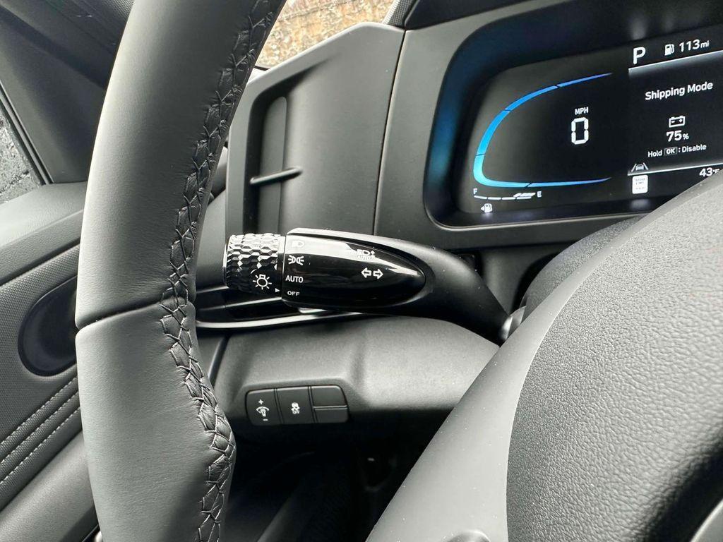 new 2025 Hyundai Elantra car, priced at $22,950