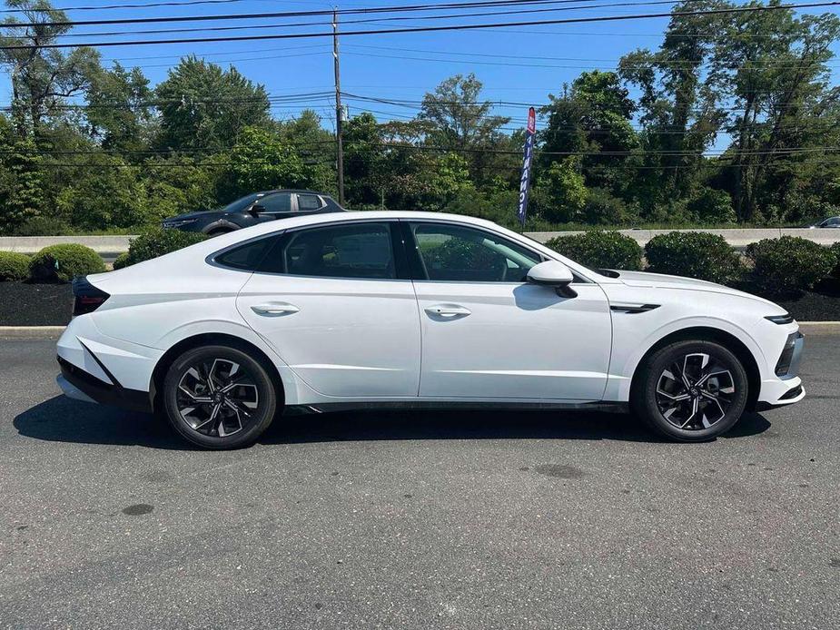 new 2025 Genesis Electrified GV70 car, priced at $75,995