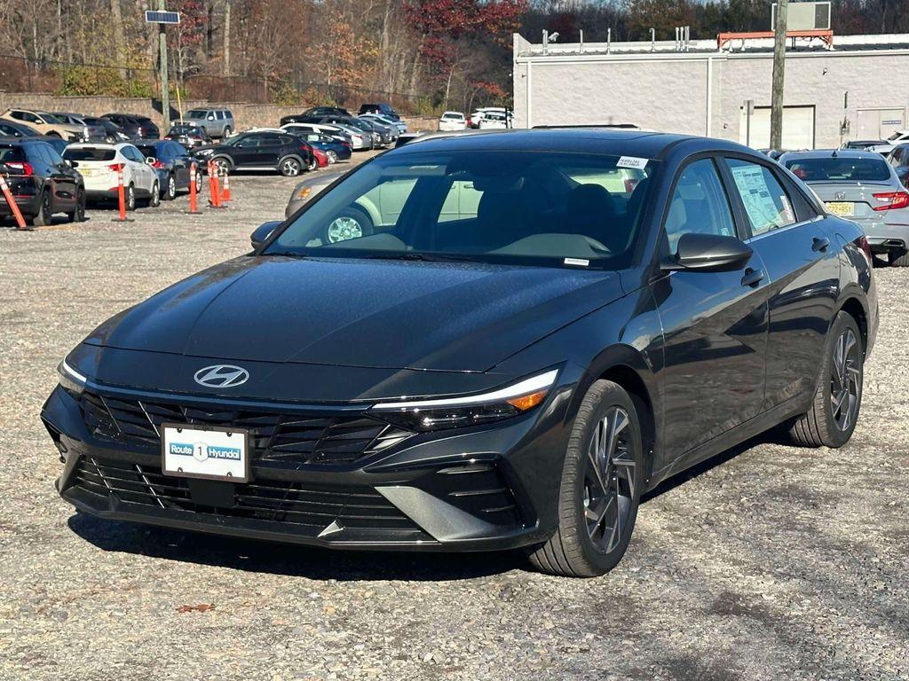 new 2025 Hyundai Elantra car, priced at $27,265