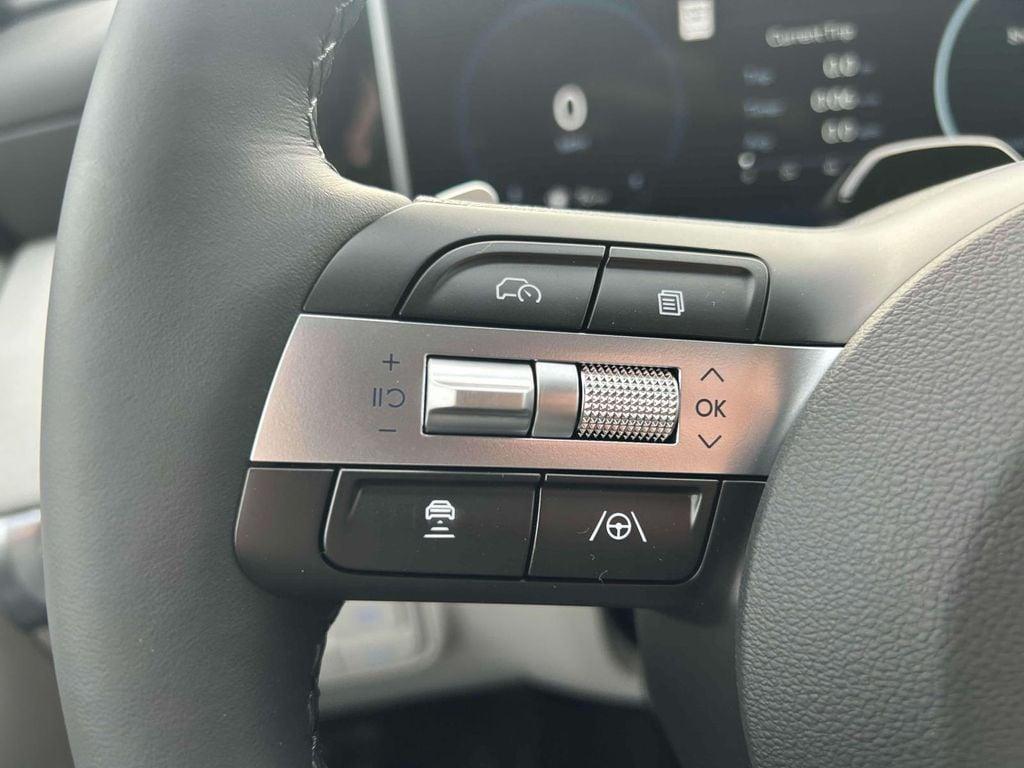 new 2025 Hyundai TUCSON Hybrid car, priced at $42,475