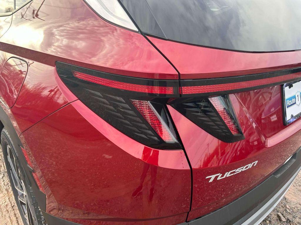 new 2025 Hyundai TUCSON Hybrid car, priced at $42,475