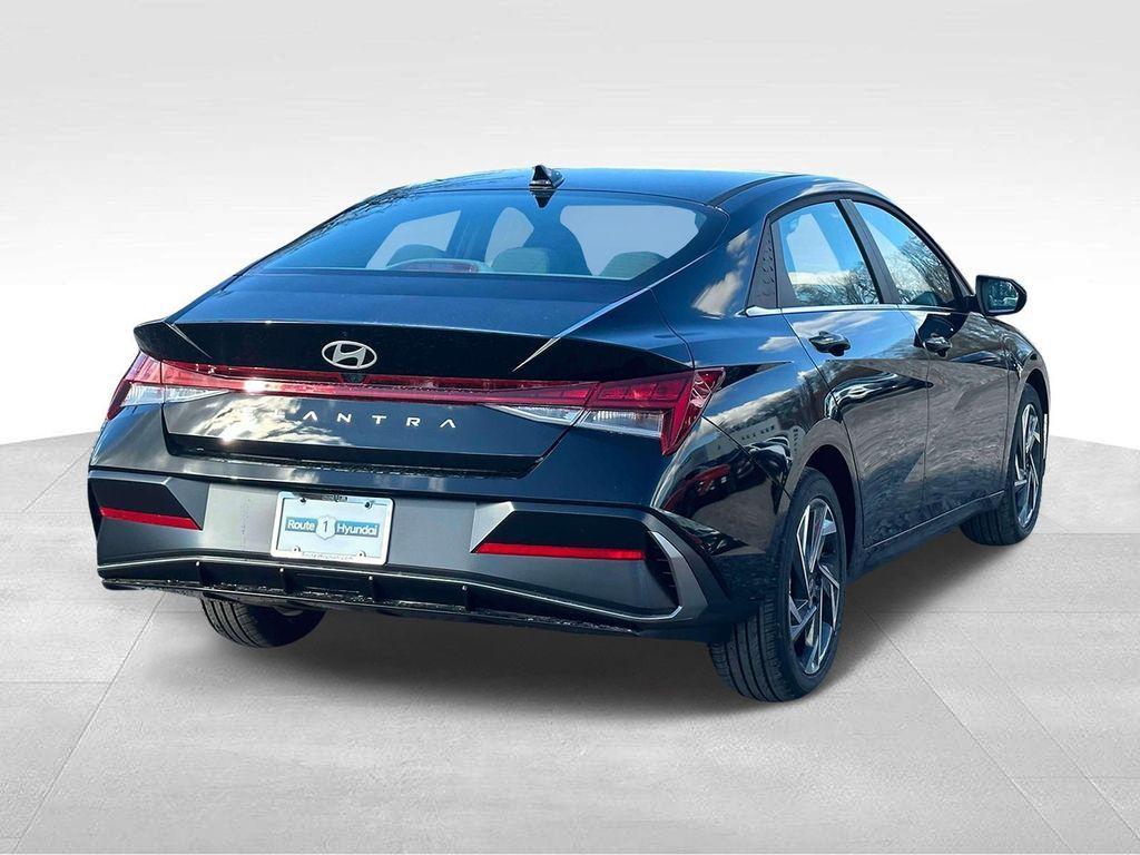 new 2025 Hyundai Elantra car, priced at $27,265