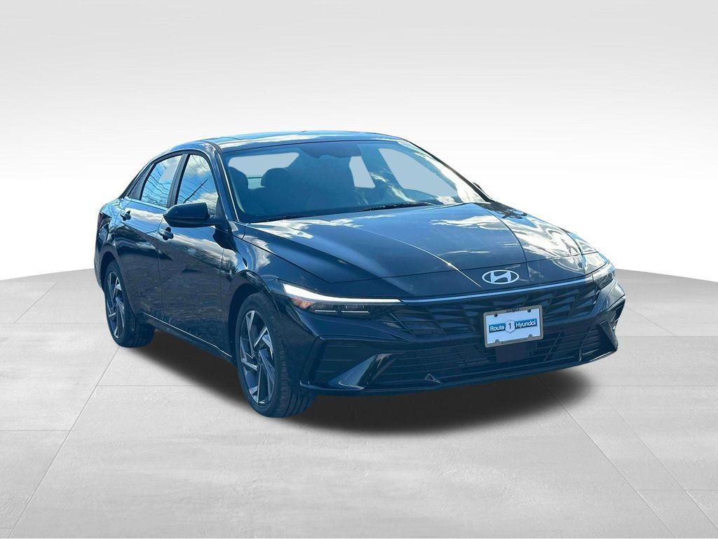 new 2025 Hyundai Elantra car, priced at $27,265