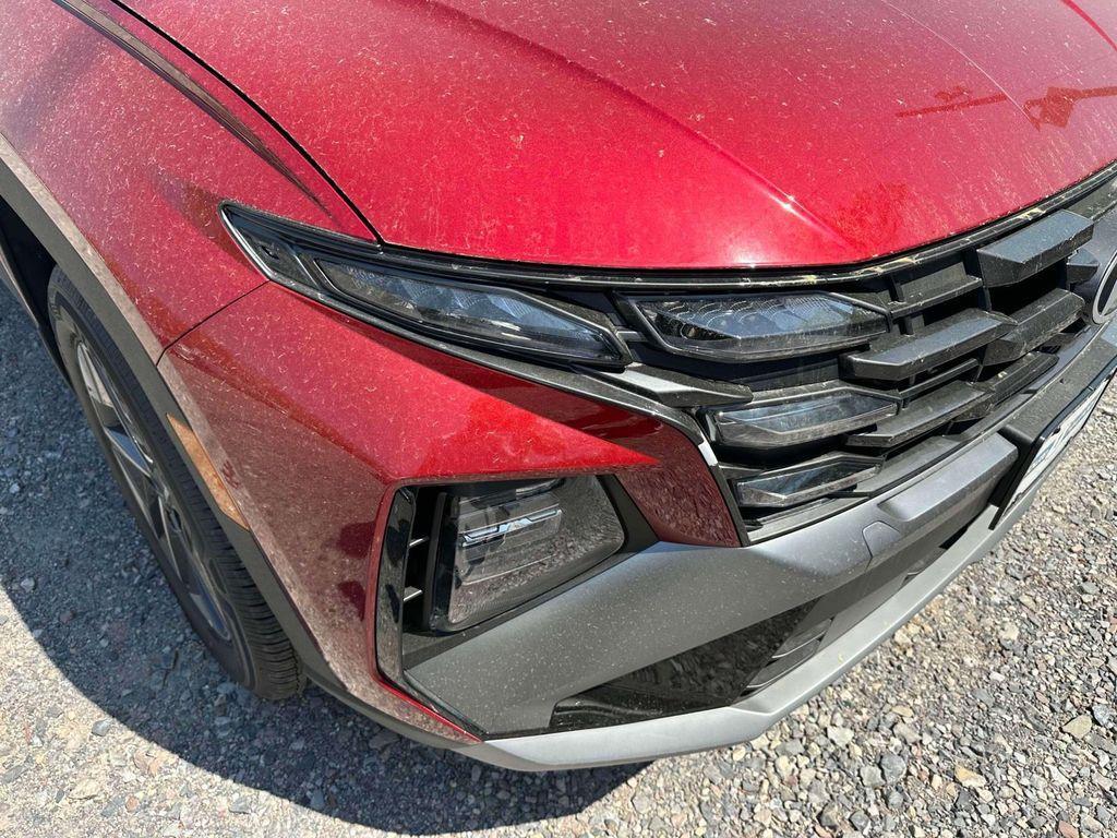 new 2025 Hyundai TUCSON Hybrid car, priced at $37,660