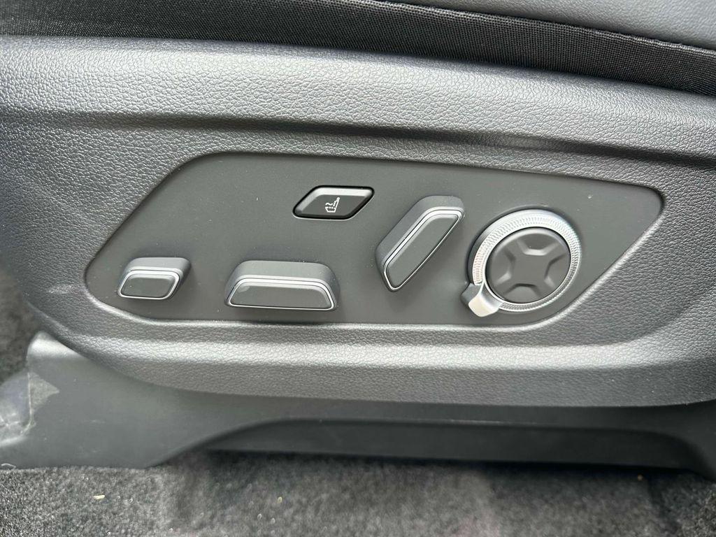 new 2025 Hyundai Palisade car, priced at $53,780