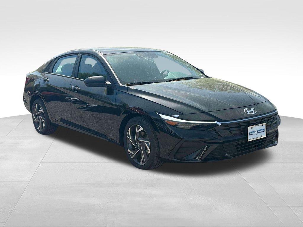 new 2025 Hyundai Elantra car, priced at $21,309