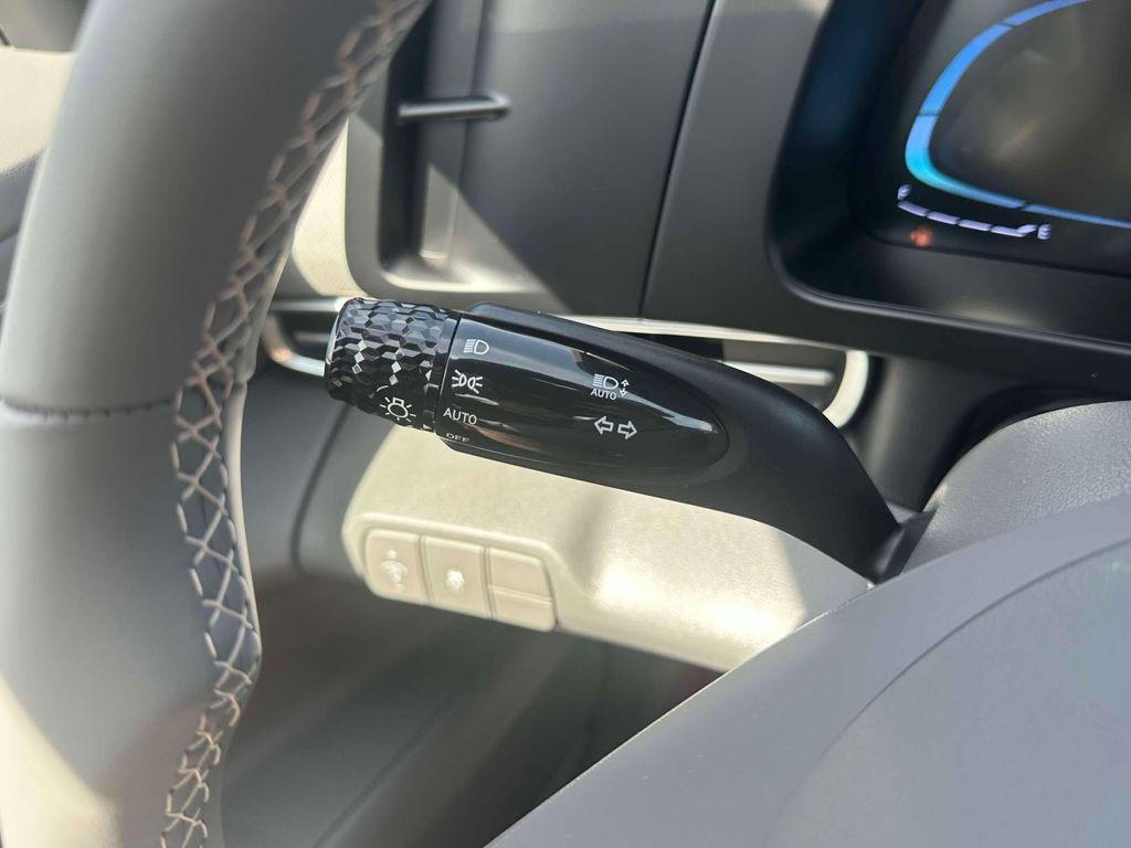 new 2025 Hyundai Elantra car, priced at $21,309