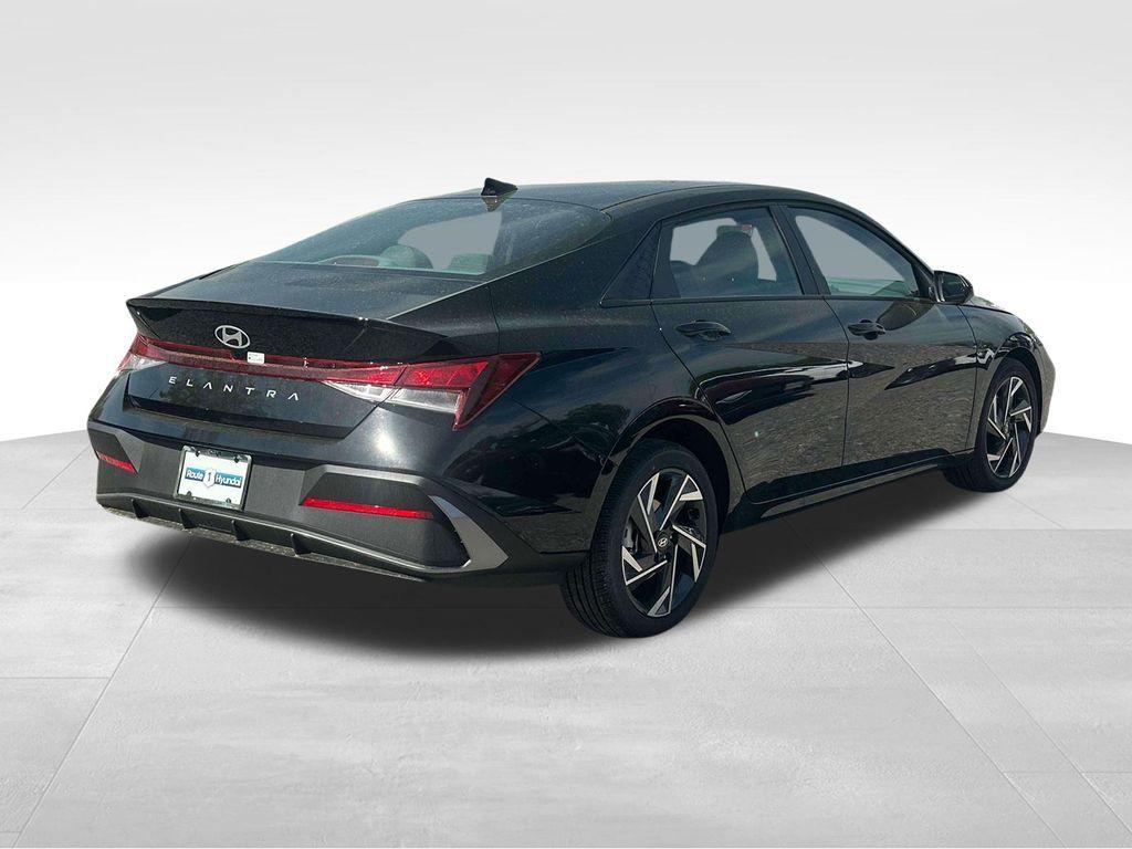 new 2025 Hyundai Elantra car, priced at $21,309