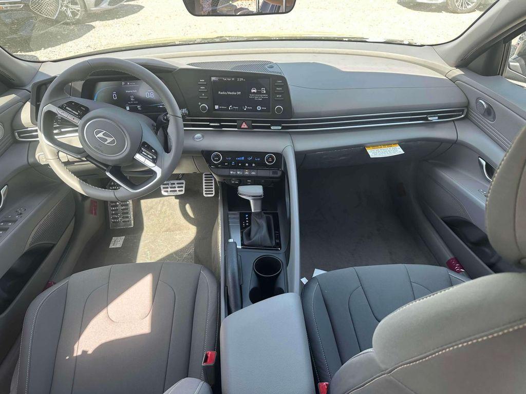 new 2025 Hyundai Elantra car, priced at $21,309