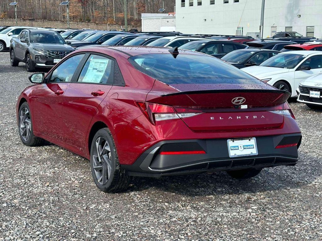 new 2025 Hyundai Elantra car, priced at $25,160