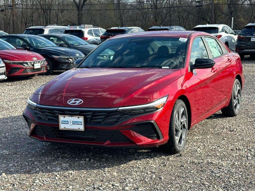 new 2025 Hyundai Elantra car, priced at $25,160