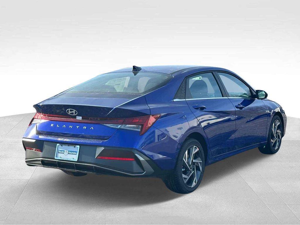 new 2025 Hyundai Elantra car, priced at $27,230