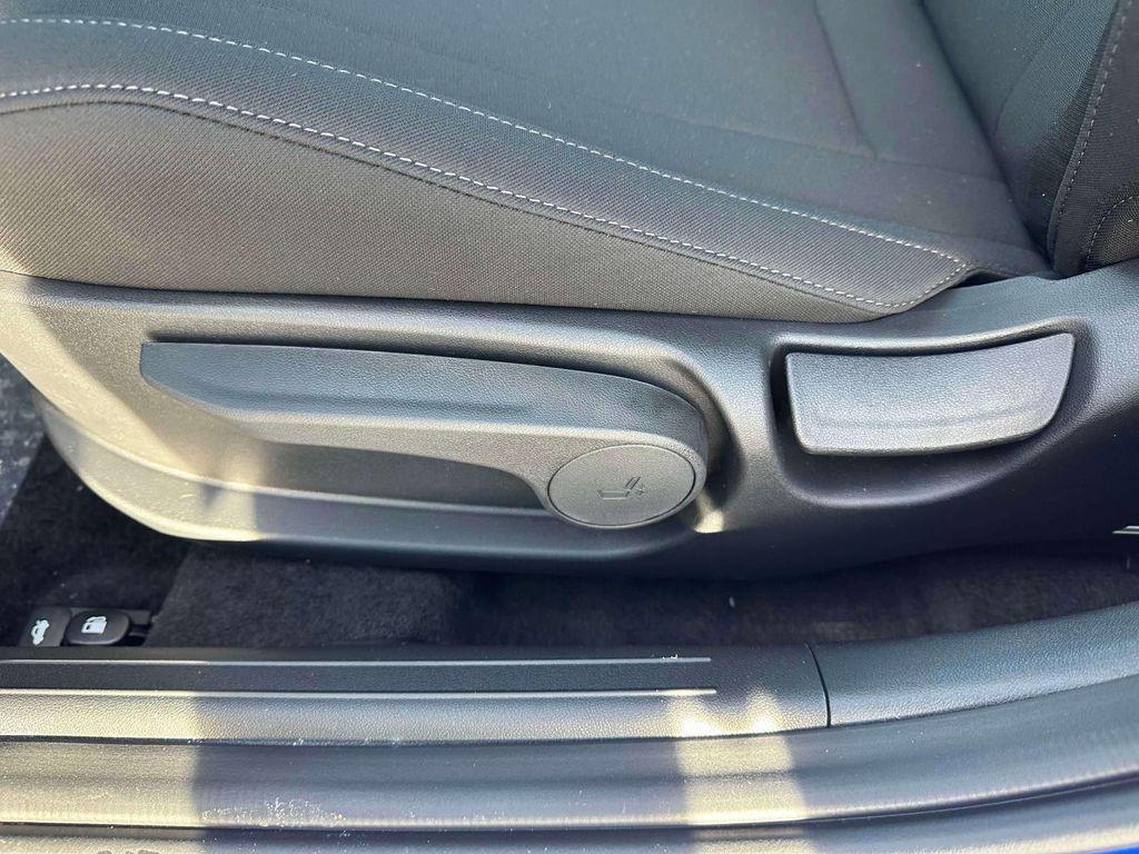 new 2025 Hyundai Elantra car, priced at $24,780