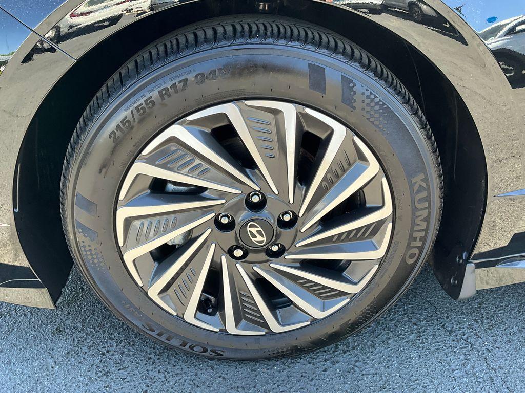 used 2024 Hyundai Sonata Hybrid car, priced at $24,900