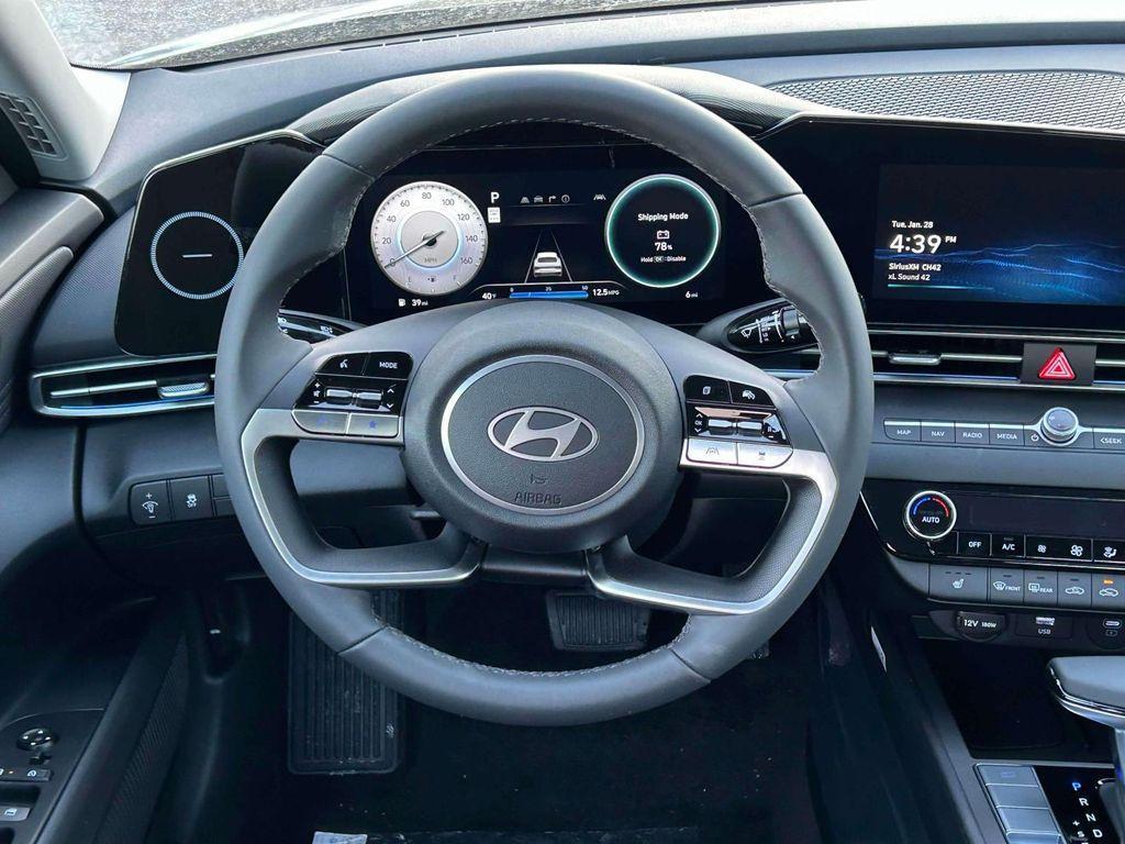 new 2025 Hyundai Elantra car, priced at $27,255