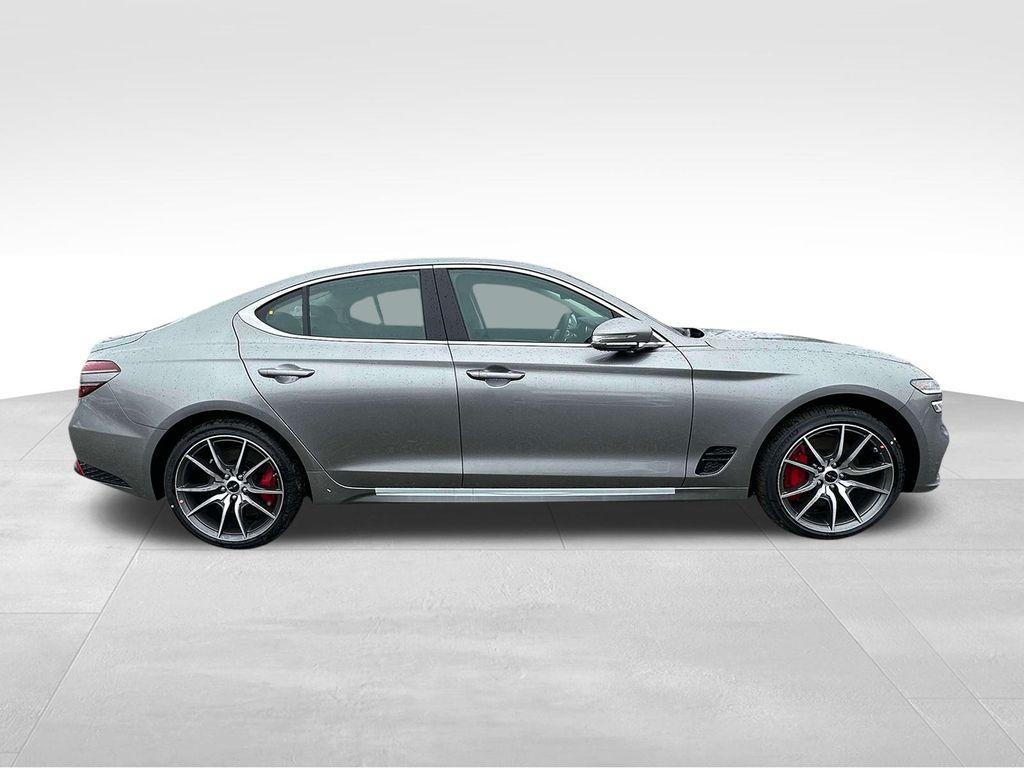 new 2025 Genesis G70 car, priced at $45,655
