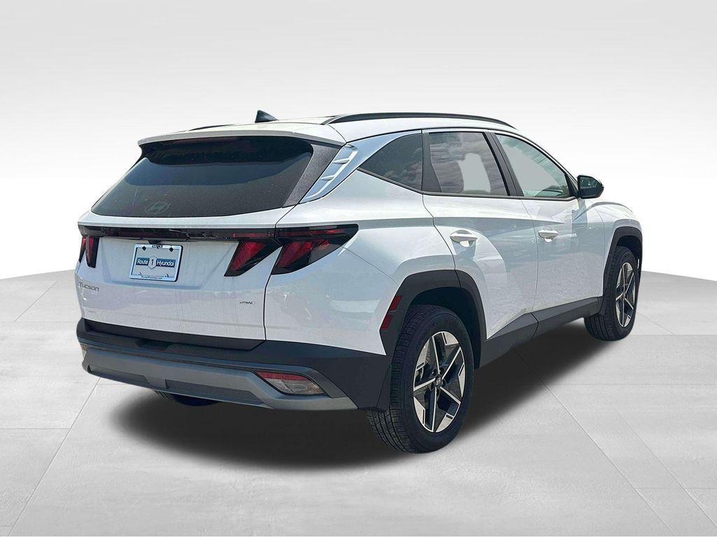 new 2025 Hyundai Tucson car, priced at $31,405