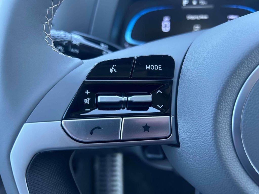 new 2025 Hyundai Elantra car, priced at $25,290