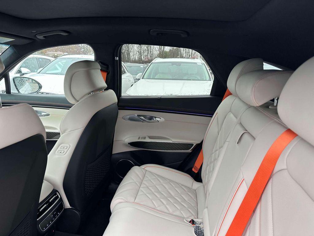 new 2026 Genesis GV70 car