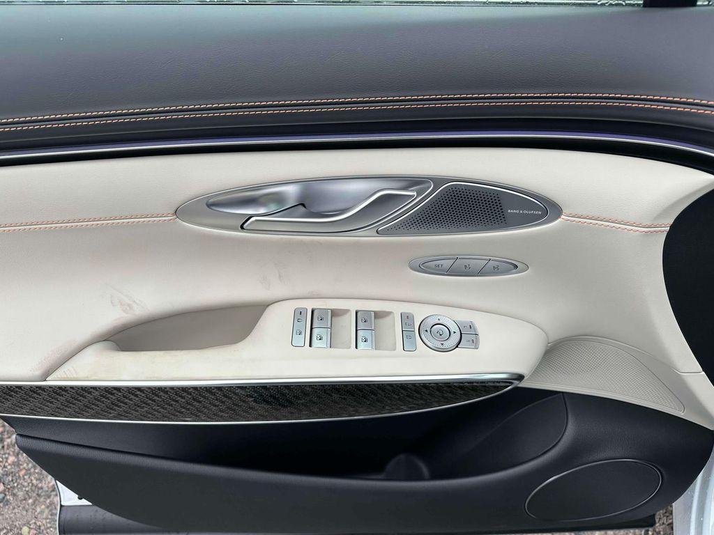 new 2026 Genesis GV70 car