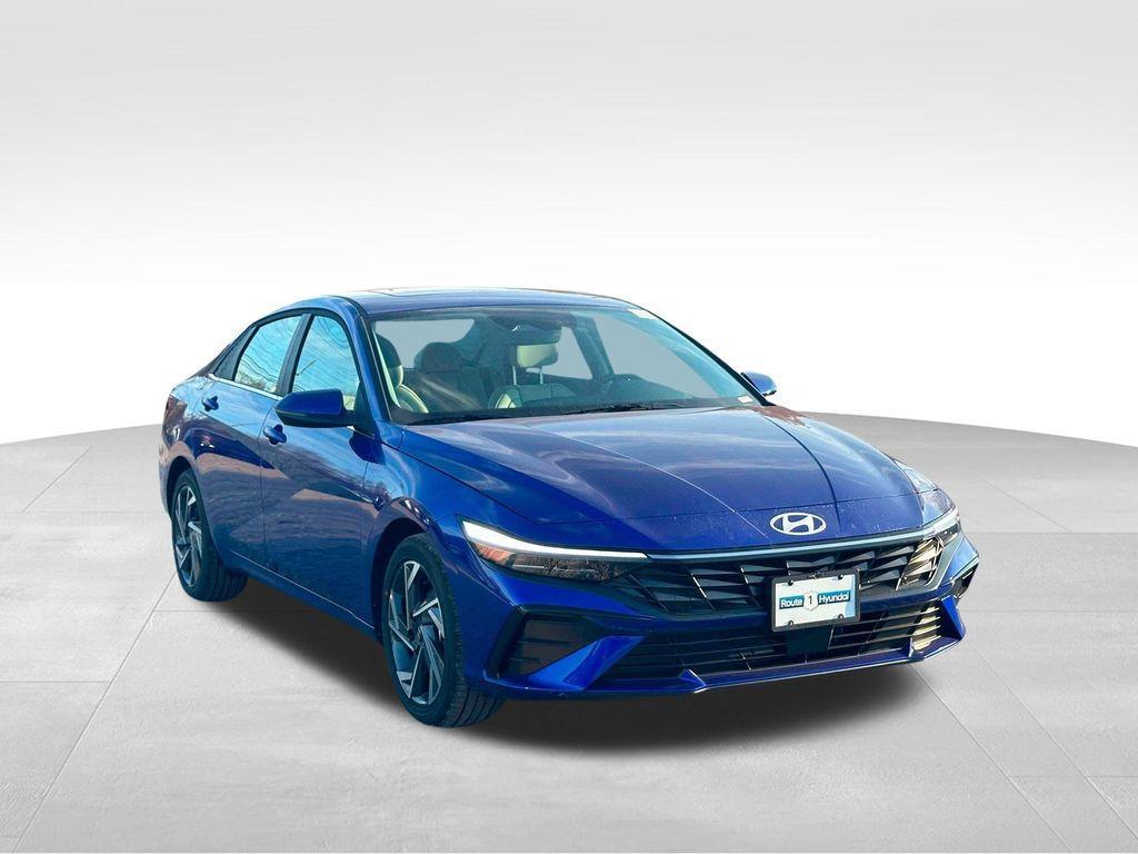 new 2025 Hyundai Elantra car, priced at $27,015