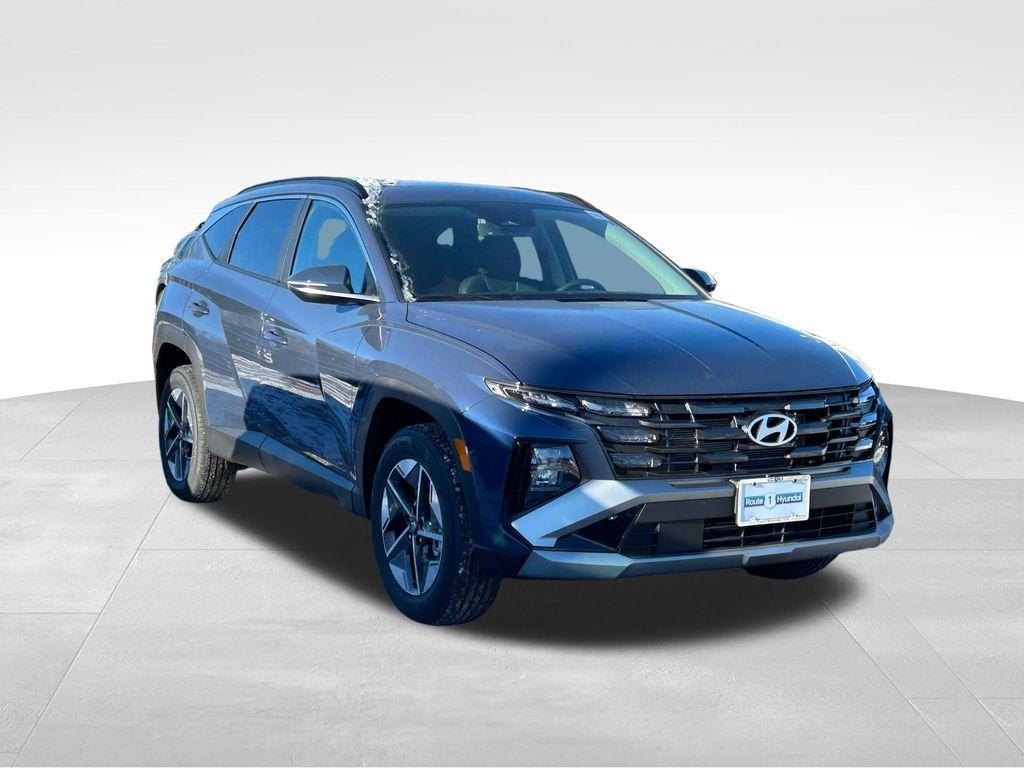 new 2025 Hyundai Tucson car, priced at $33,145