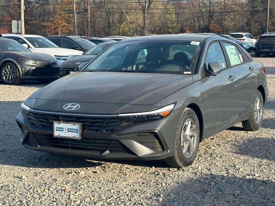 new 2025 Hyundai Elantra car, priced at $23,440