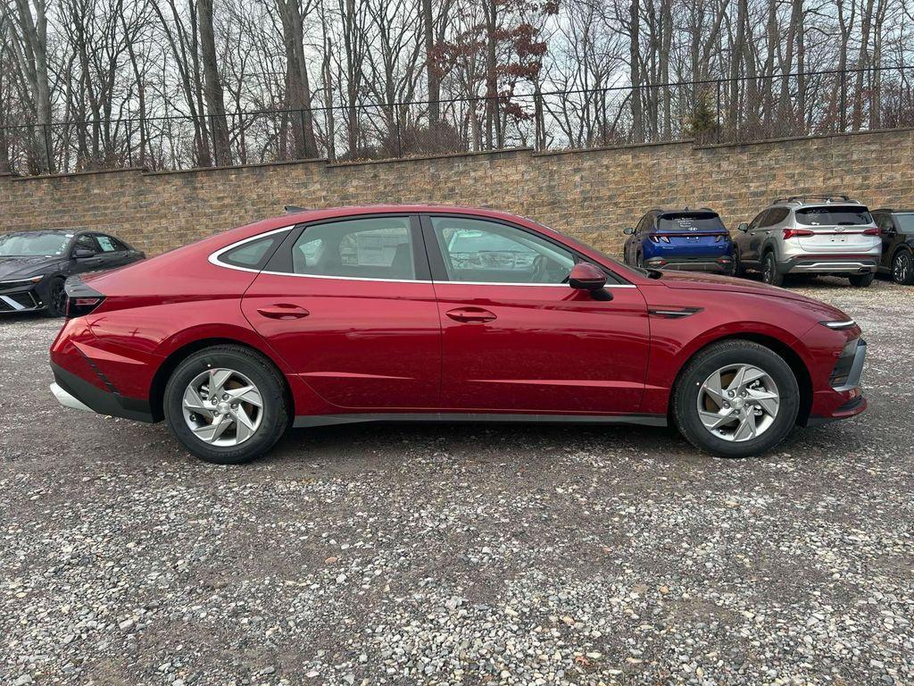 new 2025 Hyundai Sonata car, priced at $28,880