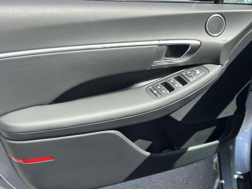 new 2025 Hyundai Sonata car, priced at $28,575