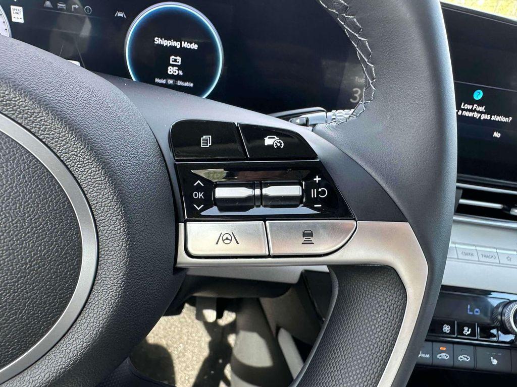 new 2025 Hyundai Elantra car, priced at $24,747