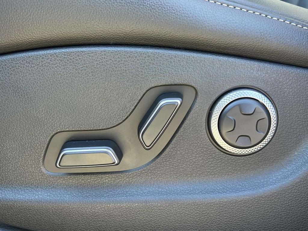 used 2025 Genesis GV80 car, priced at $57,995