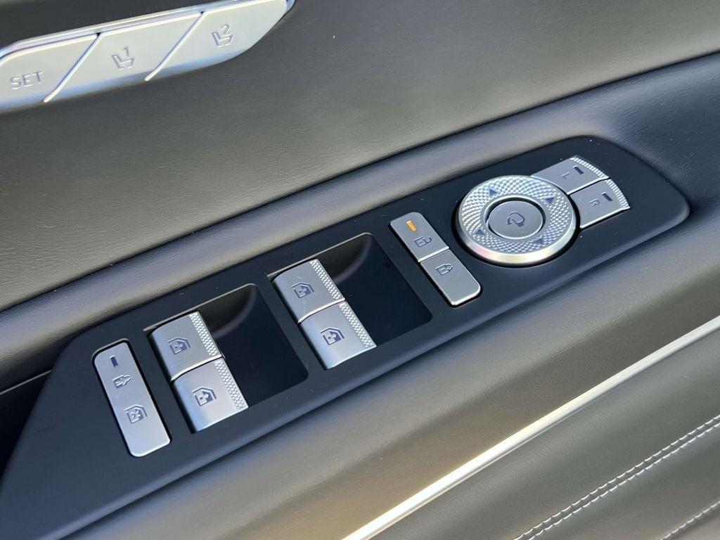 used 2025 Genesis GV80 car, priced at $57,995