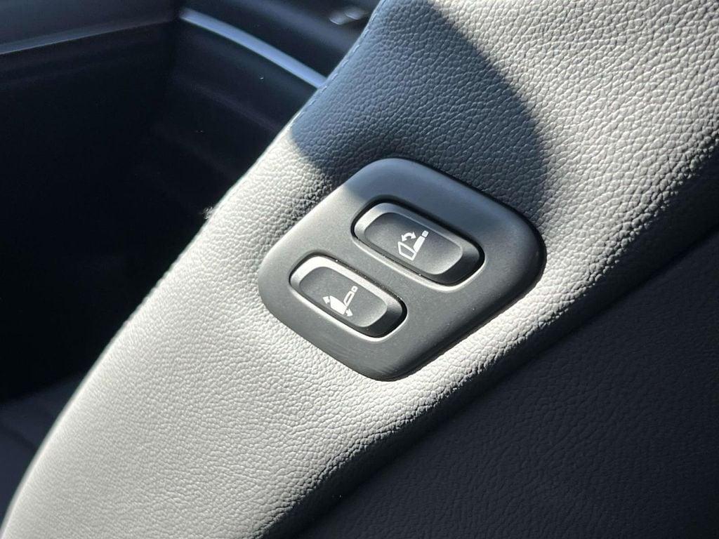 used 2025 Genesis GV80 car, priced at $57,995