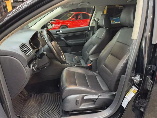 used 2011 Volkswagen Jetta SportWagen car, priced at $7,900